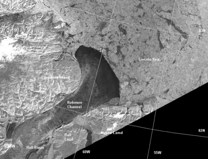 Figure 7. The arched formed in the Lincoln Sea in the period 27 January to 1 February 2017. This image is part of a scene acquired by the Sentinel 1B on 1 May 2017 13.04.03. Note the difference between the ice canopy west and east of approximately 55°W with the ice west of this longitude being part of the in-flow to the Nares Strait before the formation of the arch. (Image courtesy of Gudmandsen)