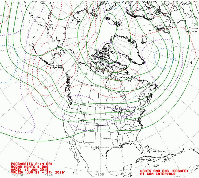 Figure 11. Extended range forecast of 500 hPa geopotential heights (solid green contours) over the Arctic and North America. NOAA/NWS product. The dashed color contours are the anomalies relative to its climatology. 