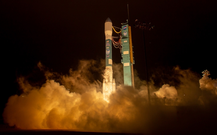 The United Launch Alliance (ULA) Delta II rocket launches with the NASA Ice, Cloud and land Elevation Satellite-2 (ICESat-2) onboard on Saturday, 15 September 2018, from Vandenberg Air Force Base in California. The ICESat-2 mission will measure the changing height of Earth's ice. Photo courtesy of Bill Ingalls, NASA.