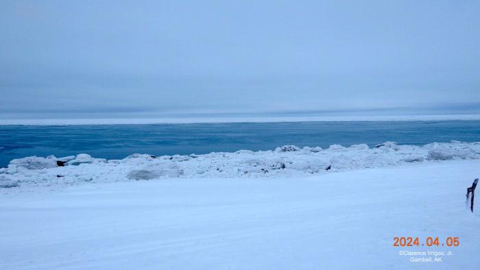 Weather and sea ice conditions in Gambell - view 2. Photo courtesy of Clarence Irrigoo, Jr.